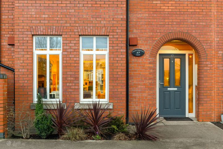 17 Citywest Village Green South, Citywest Village, Citywest, Co. Dublin, D24E9FH - Photo 2