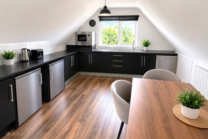 64 Glasheen Road, Wilton, Co. Cork