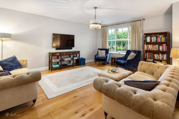 15 Bracken Park Drive, Castleknock, Dublin 15, D15HC79 - Photo 3