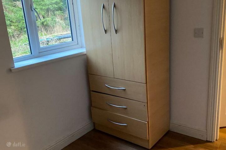 Delahunt's Lawn, Straffan, Co. Kildare