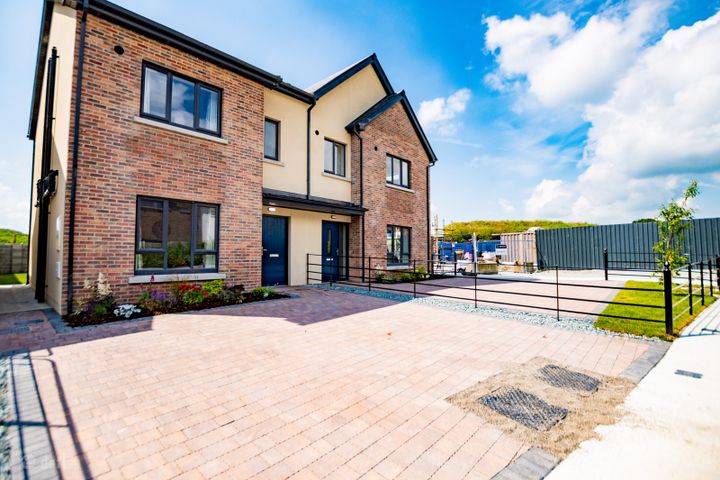 Linenfield, Ballymakenny Road, Drogheda, Co. Louth