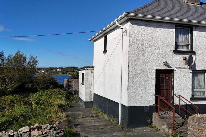 19 St. Crones Terrace, Quay Road, Dungloe, Co. Donegal, F94K6P6