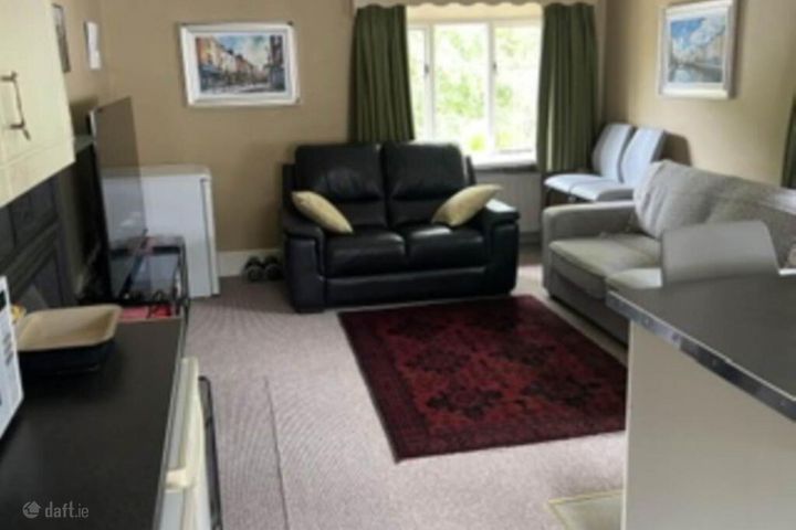 Nursery Flat Aughnagaddy House, Letterkenny, Co. Donegal