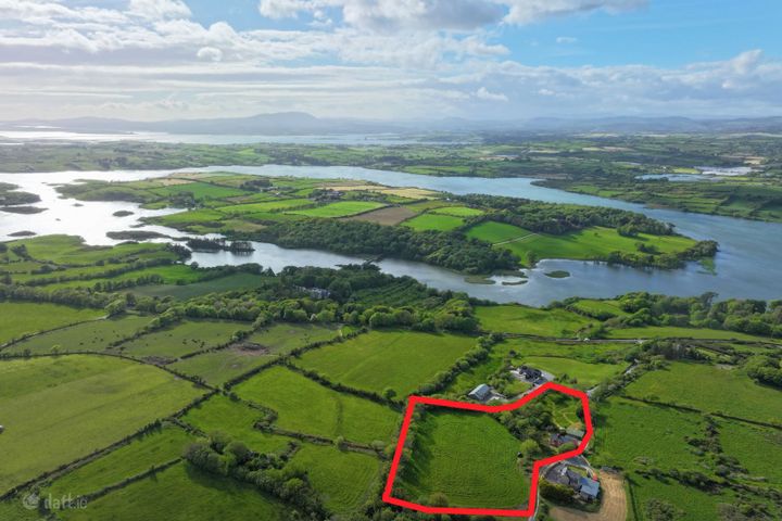 Hobson's Choice, Creagh, Baltimore, Co. Cork, P81YD82