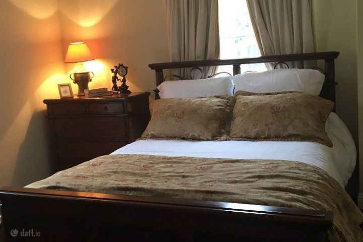 Coolfin Grove, Portlaw, Co. Waterford