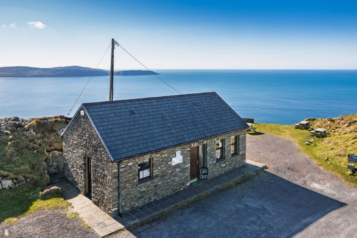 Bernies An Cupan Tea Cafe, Sheep's Head Peninsula, Kilcrohane, Co. Cork, P75KF54