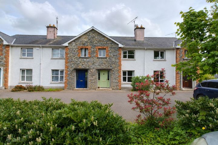 9 The Baroney, Elphin Street, Strokestown, Co. Roscommon, F42W966