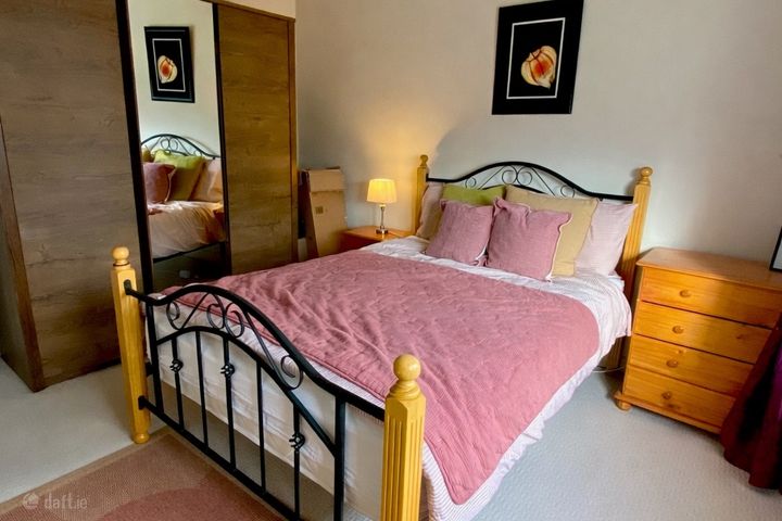 Hawthorn Drive, Portlaoise, Co. Laois, Portlaoise, Co. Laois