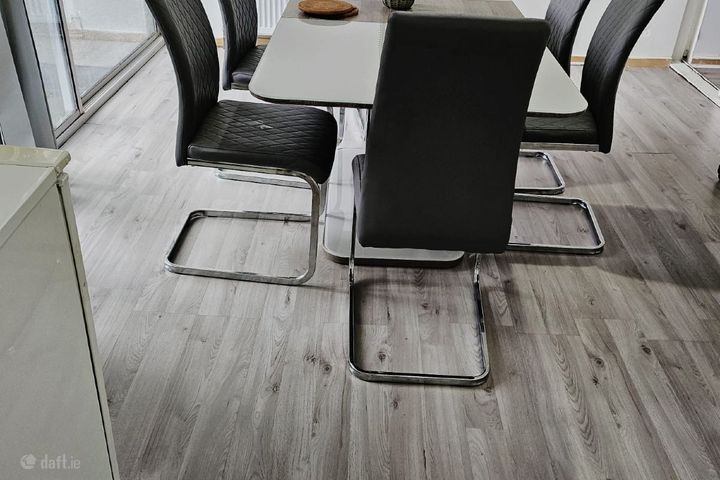 2 South Park, Dublin 18, Kill O' The Grange, Co. Dublin