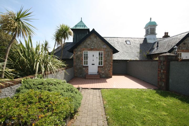 8 Stoneleigh Manor, Saint George's Avenue, Killiney, Co. Dublin, A96TN83
