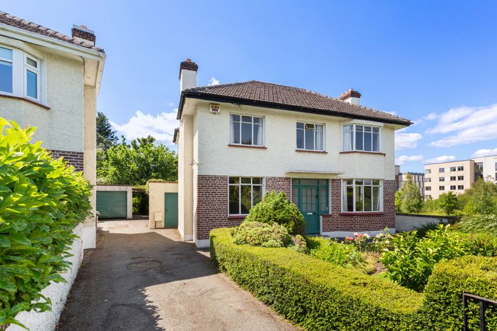 8 Owenstown Park, Off Foster Ave Mount Merrion, Blackrock, Dublin 4, Dublin