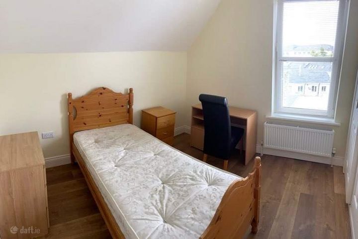 Court Devenish, Athlone, Co. Westmeath