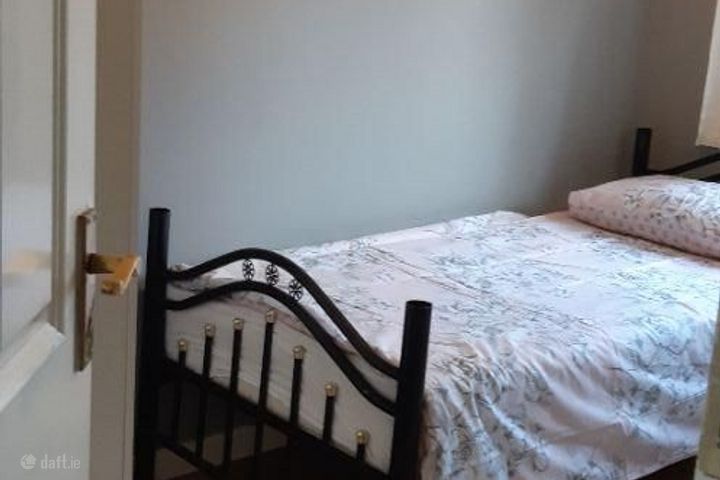 Rathmore Avenue, Tyrrelstown, Dublin 15