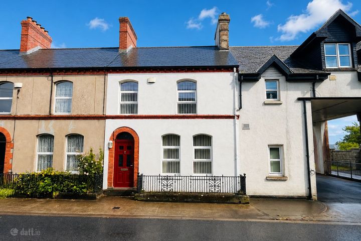 4 Arravale Terrace, Galbally Road, Tipperary Town, Co. Tipperary, E34R272