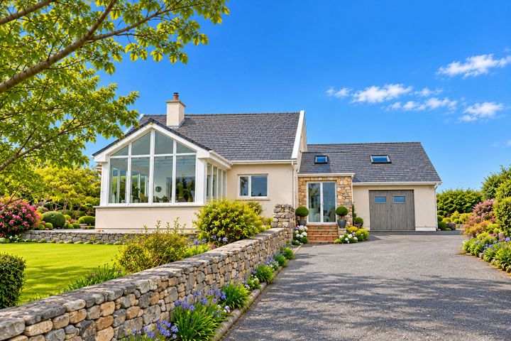 Kilroe East, Inverin, Spiddal, Co. Galway, H91T9KK
