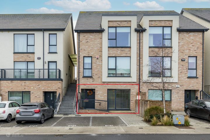 31 The Grove, St. Marnock's Bay, Station Rd. Portmarnock, Dublin