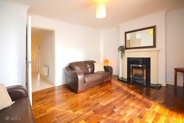 16 Holywell Park, Swords, Swords, Co. Dublin, K67F792 - Photo 3
