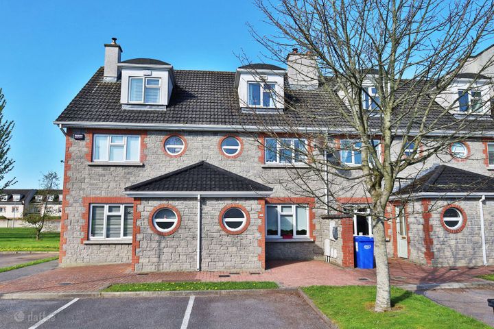 42 The Park, Athlumney Wood, Navan, Co. Meath, C15N8KP