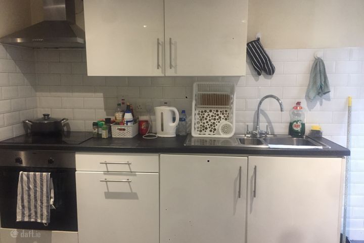 Emerald Square, Dublin 8