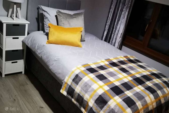 Le Fanu Road, Ballyfermot, Dublin 10