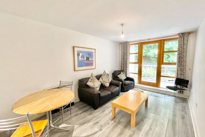 Dundrum Gate, Ballinteer Road, Dublin 16, Dundrum, Dublin 16