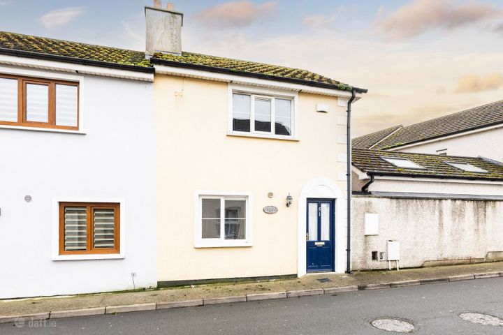 51 Hamlet Square, Balbriggan, Co. Dublin, K32R883