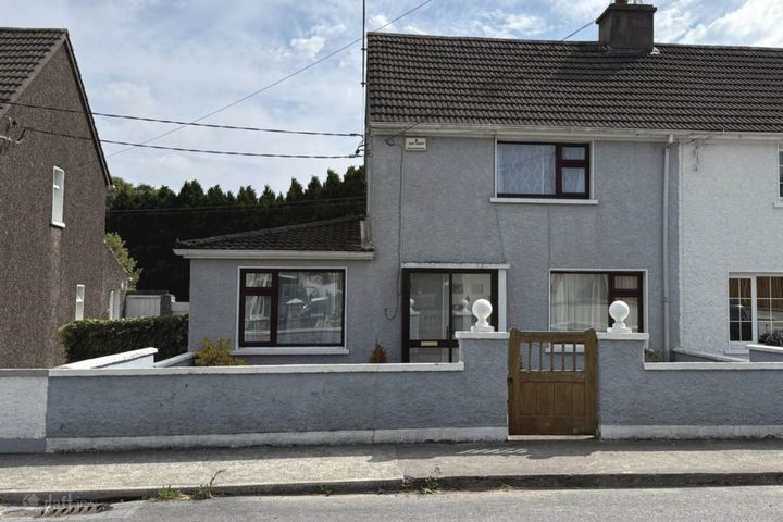 4 Mountain View Drive, Cahir, Co. Tipperary, E21K803