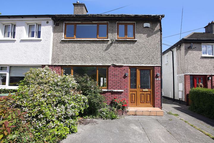 762 Collins Avenue Extension, Dublin 9, Whitehall, Dublin 9, D09X7Y8