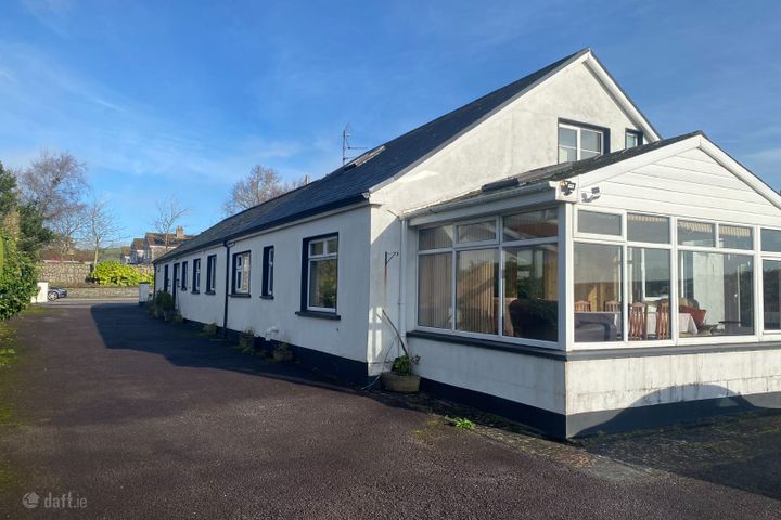 Tara, West Village, Ballincollig, Co. Cork, P31XH05