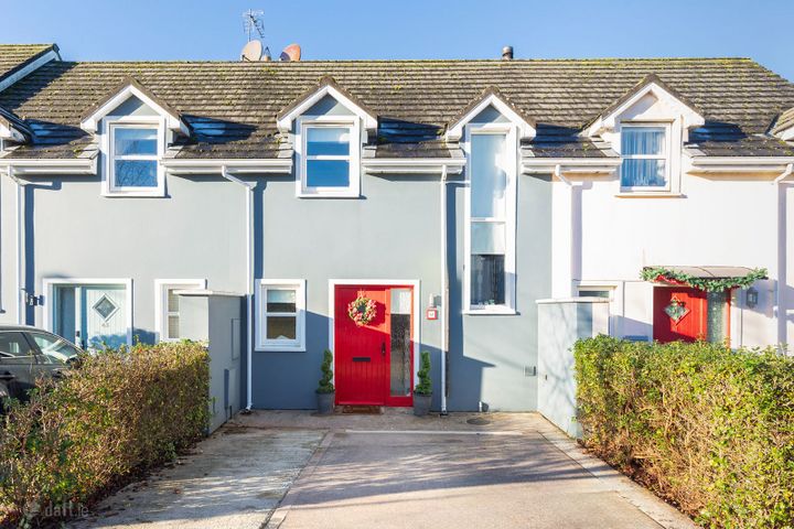 42 Riverside Avenue, Rushbrooke Links, Cobh, Co. Cork, P24HN99