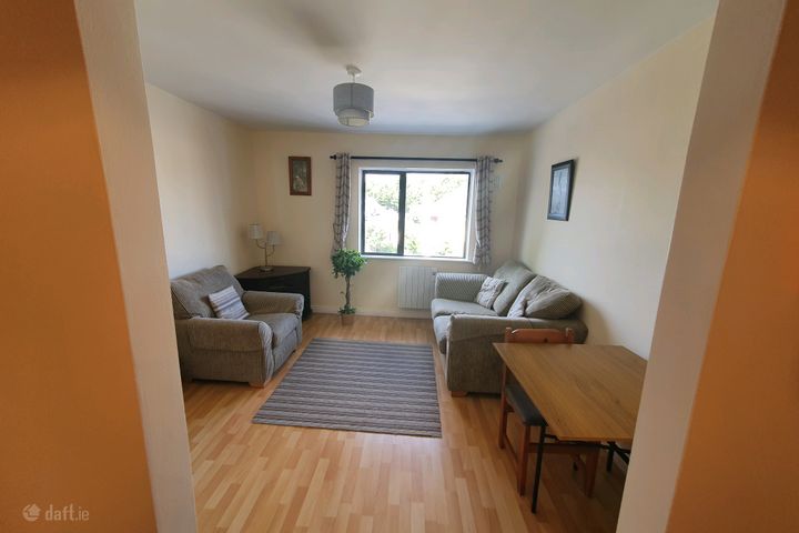 Pacelli road, Naas, Co. Kildare