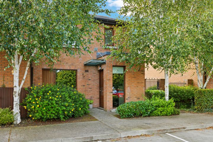 10 Castlegate Crescent, Adamstown, Lucan, Dublin