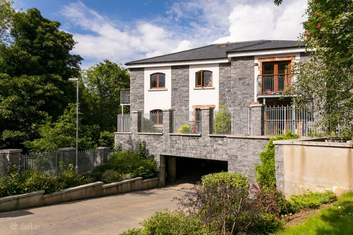4 Cloragh Mills, Edmondstown Road, Rathfarnham, Dublin 16, D16K759