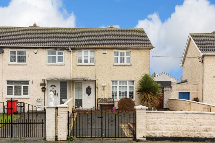 Vanduara, 147 Saint Donagh'S Road, Donaghmede, Dublin 13, D13KP76