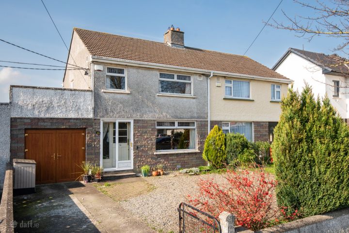 22 Lorcan Grove, Santry, Dublin 9, D09EC97