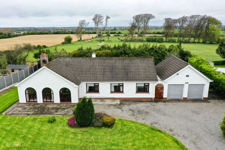Longlac, Bodenstown, Sallins, Kildare