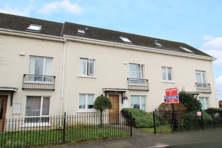 3 Sweeney Mews, Ongar, Dublin 15, D15K3H4