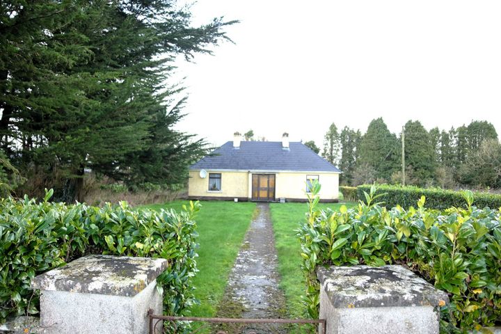 Clogharoasty, Loughrea, Co. Galway, H62R993