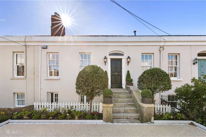 7 Monkstown Road, Monkstown, Co. Dublin, A94YT10