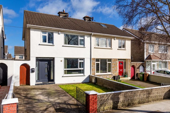 572 Collins Avenue Extension, Whitehall, Dublin 9, D09YD99