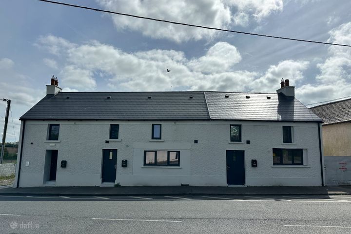 Apartments 1 - 4, 11-12 Barrack Street, Goresbridge, Co. Kilkenny, R95XFN8