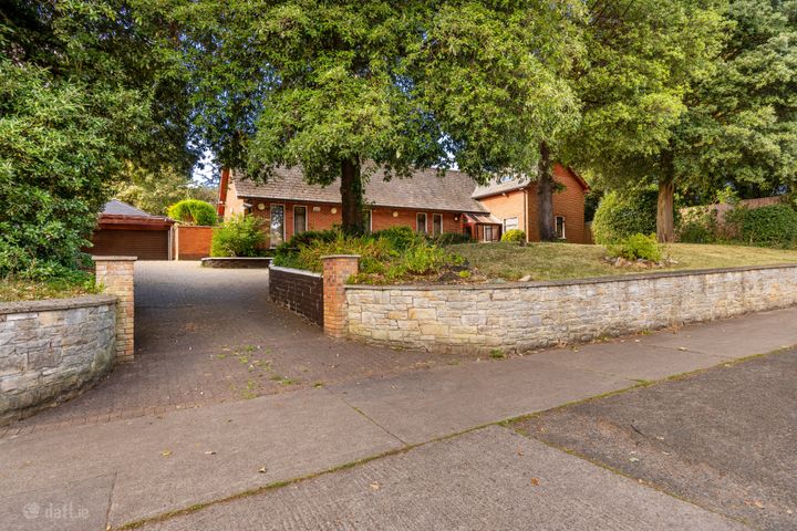 Twin Oaks, Watermill Road, Raheny, Dublin 5, D05E0C0