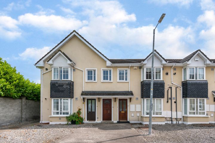 32 Fairfield, Dublin Road, Athy, Co. Kildare., R14T266