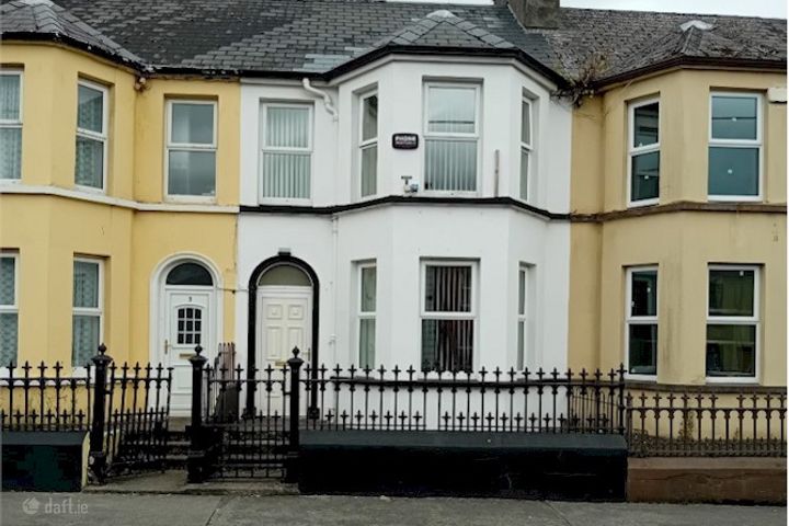 4 Saint John's Terrace, New Street, Ballaghaderreen, Co. Roscommon, F45KT21