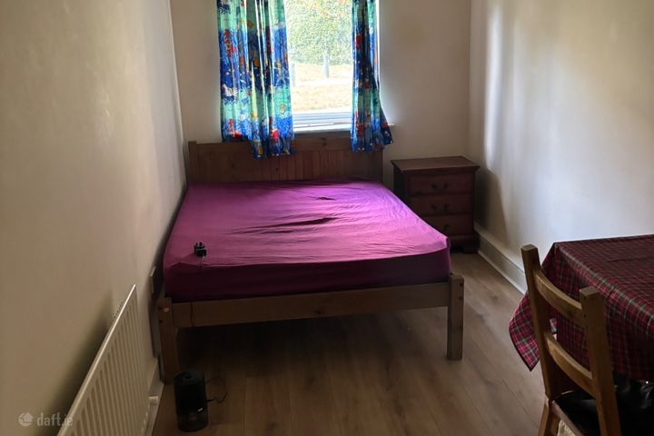65 Hampton Wood Avenue, Hampton Wood, Dublin 11, Poppintree, Co. Dublin