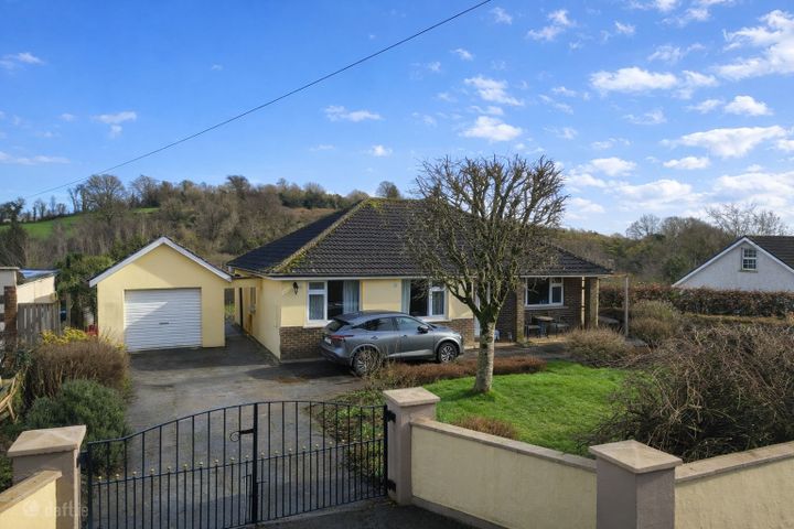 Rosendale, The Still, Enniscorthy, Co. Wexford, Y21F2N3