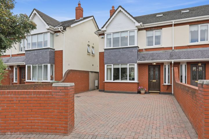 9 The Court, Donnybrook Castle, Donnybrook, Dublin 4, D04P5R3
