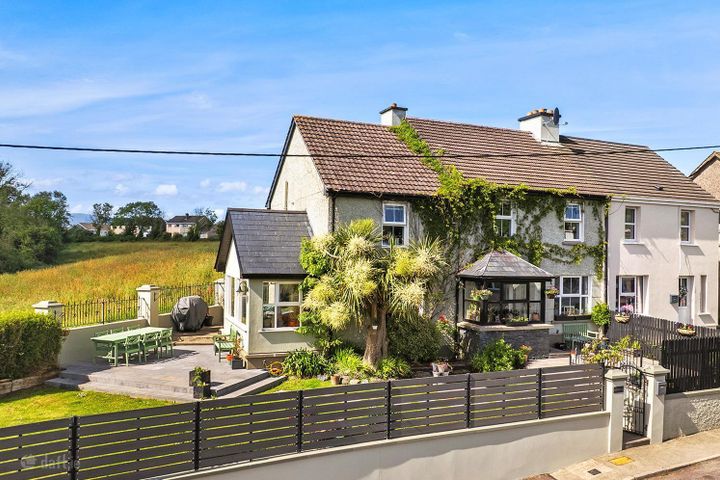 1 Saint Cainirs Place, Bantry, Co. Cork, P75EF67