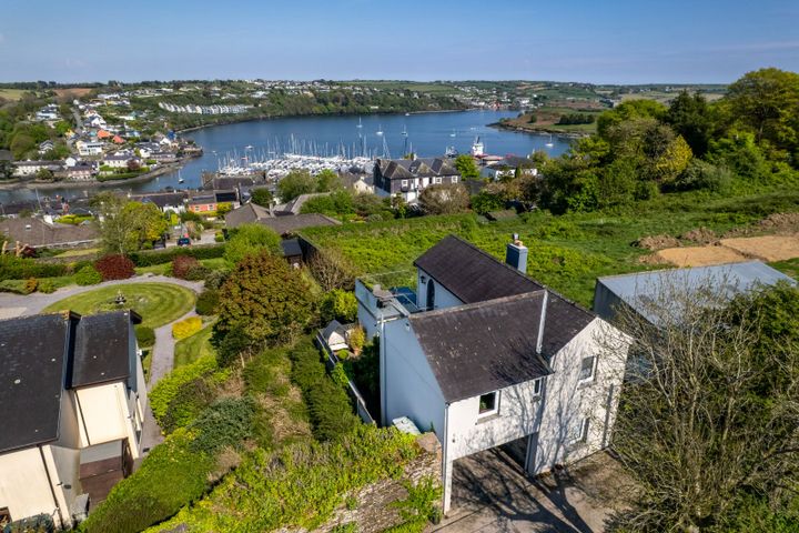 Orchard Cottage, Winter's Hill, Kinsale, Co. Cork, P17HC93