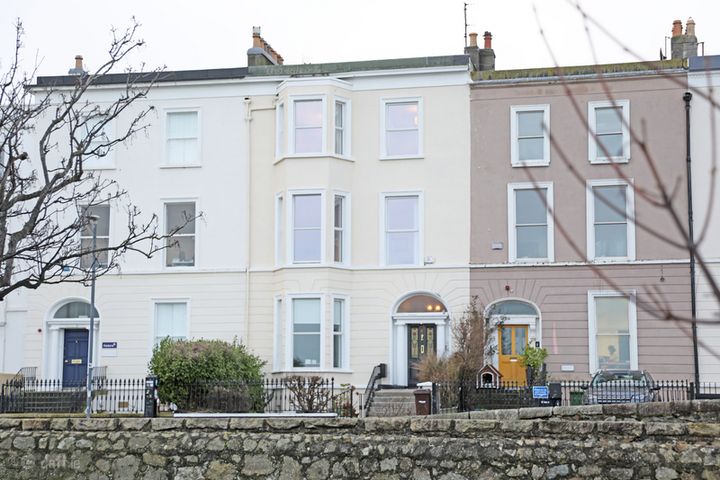 4 Marine Terrace
Dun Laoghaire, Co. Dublin